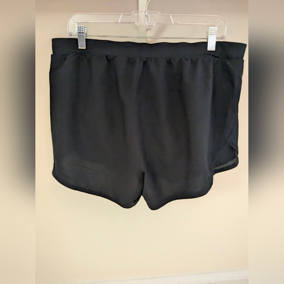 Under Armour Running Shorts (Lined) - Picture 3 of 4